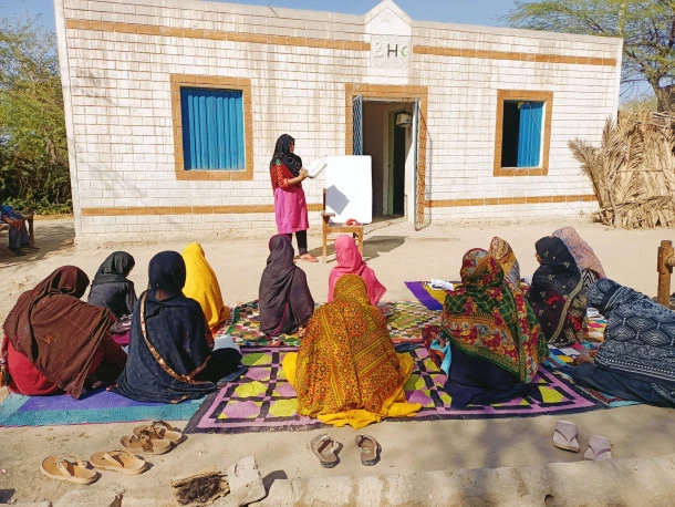 Online applications and nominations for the 2023 UNESCO International Literacy Prizes are now open